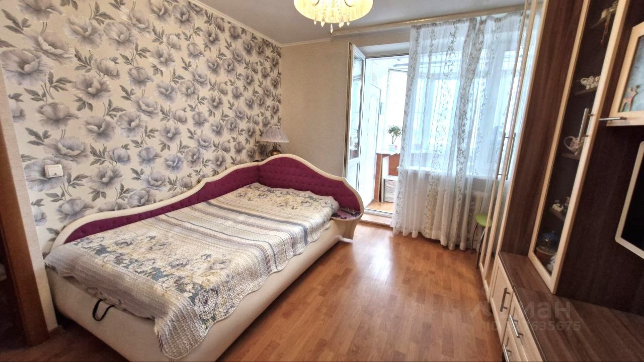 Продажа 2-комн квартиры на вторичном рынке Климовск мкр, улица Советская,  д. 10