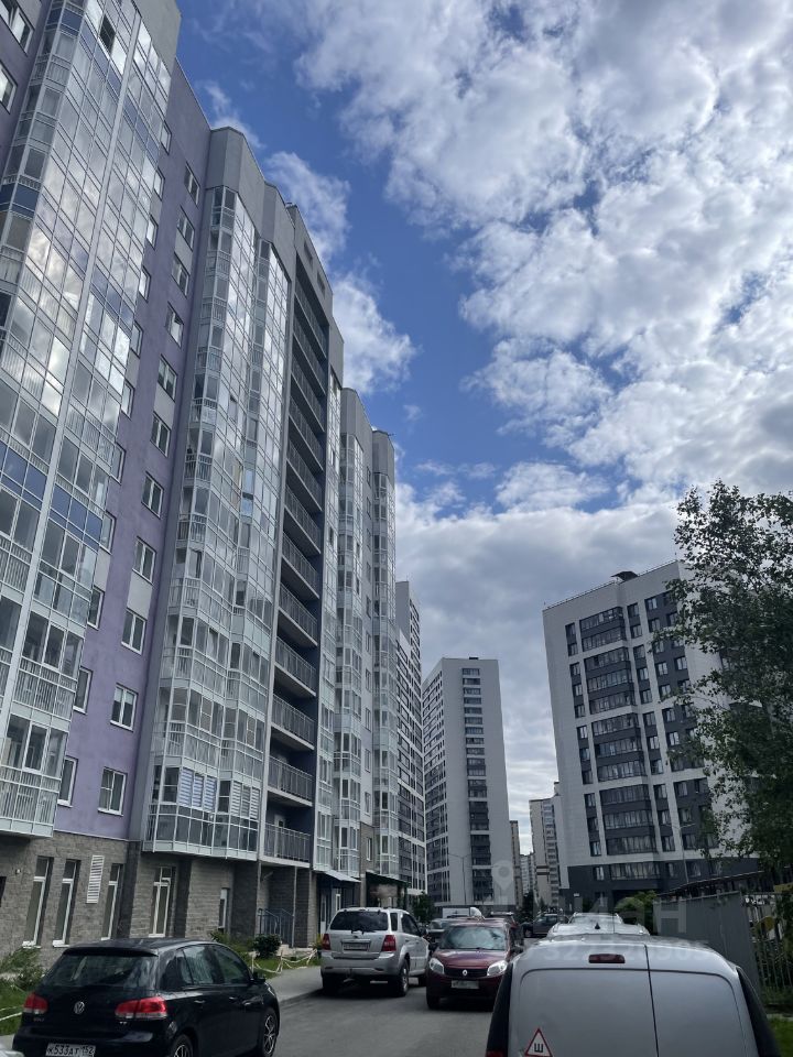 Продажа 1-комн квартиры на вторичном рынке Мурино, бульвар Петровский, 3к2