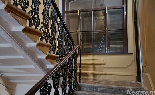 Продажа 6-комн квартиры на вторичном рынке ул Зверинская,  д. 13/5