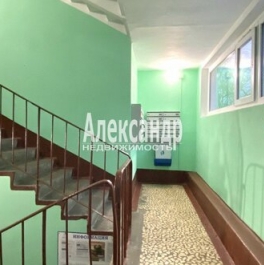 Продажа 3-комн квартиры на вторичном рынке улица Турку,  д. 24 к1