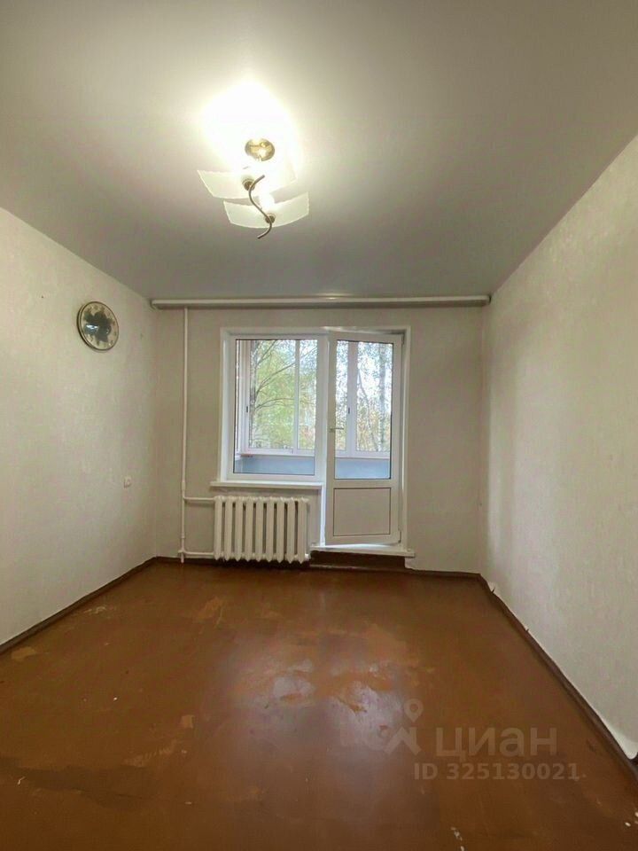 Продажа 3-комн квартиры на вторичном рынке Чехов, улица Чехова, 59