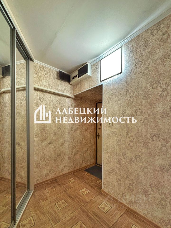 Продажа 2-комн квартиры на вторичном рынке Красково пгт, улица Школьная, 7