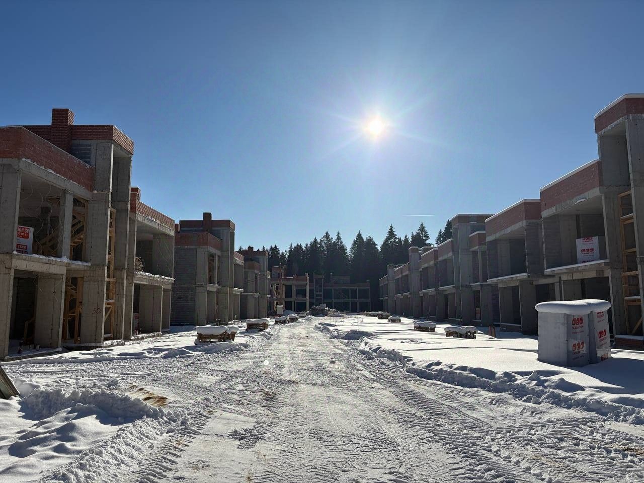 Продажа дома пос. Ленинское, улица Советская, 2