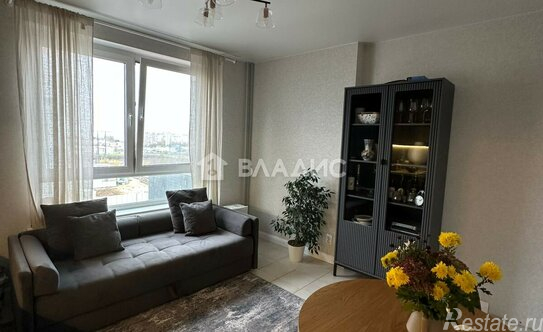 Продажа 2-комн квартиры на вторичном рынке улица Римского-Корсакова,  д. 11 к6