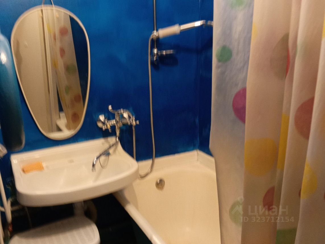 Аренда 1-комн квартиры на вторичном рынке Колпино, Пролетарская улица, 13