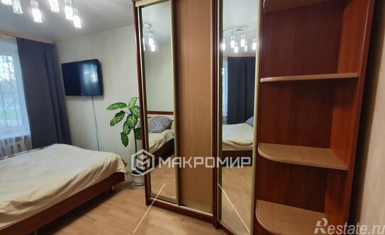 Продажа 2-комн квартиры на вторичном рынке Обуховской обороны пр-кт,  д. 289 к2