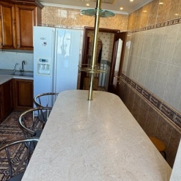 Продажа 4-комн квартиры на вторичном рынке Окская ул