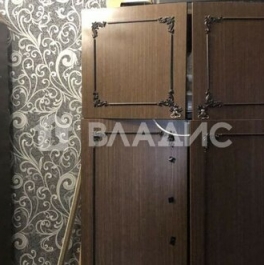 Продажа 3-комн квартиры на вторичном рынке улица Хачатуряна,  д. 4