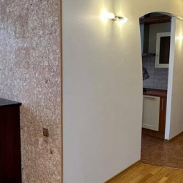 Продажа 4-комн квартиры на вторичном рынке Петергоф г, Эрлеровский б-р,  д. 10