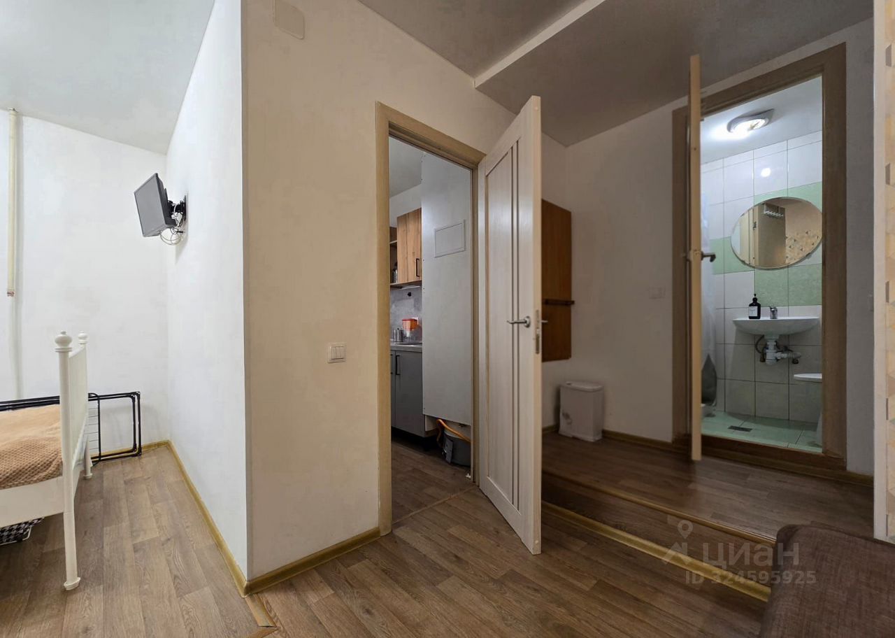 Продажа 3-комн квартиры на вторичном рынке улица Марата, 35