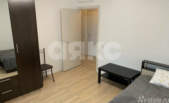 Продажа 2-комн квартиры на вторичном рынке Саларьевская ул,  д. 8 к2