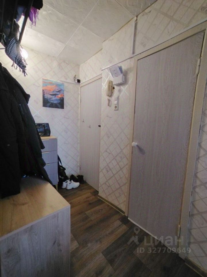 Продажа 1-комн квартиры на вторичном рынке Новоизмайловский проспект, 57К2