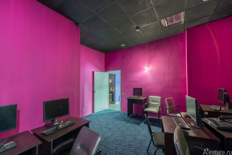 Аренда торгового помещения площадь конституции предпортовая,  д. 2