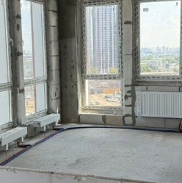 Продажа 3-комн квартиры на вторичном рынке Новоостаповская улица,  д. 20