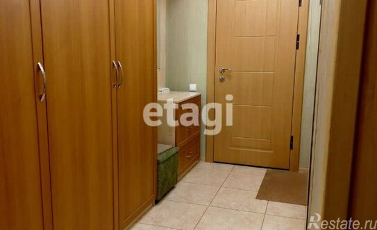 Продажа 2-комн квартиры на вторичном рынке ул Латышских Стрелков,  д. 5,  к. 2