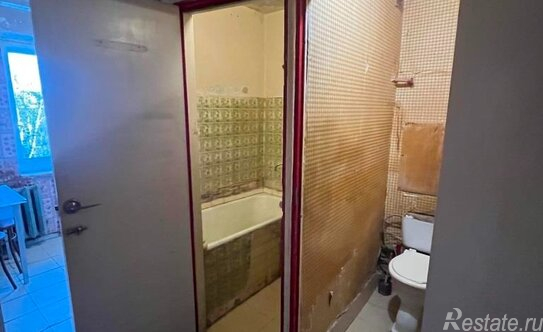 Продажа 2-комн квартиры на вторичном рынке Сосновый Бор г, Ленинградская ул,  д. 10