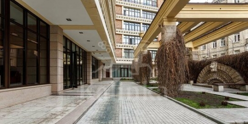 4-комн квартира Левшинский Б. пер,  д. 11