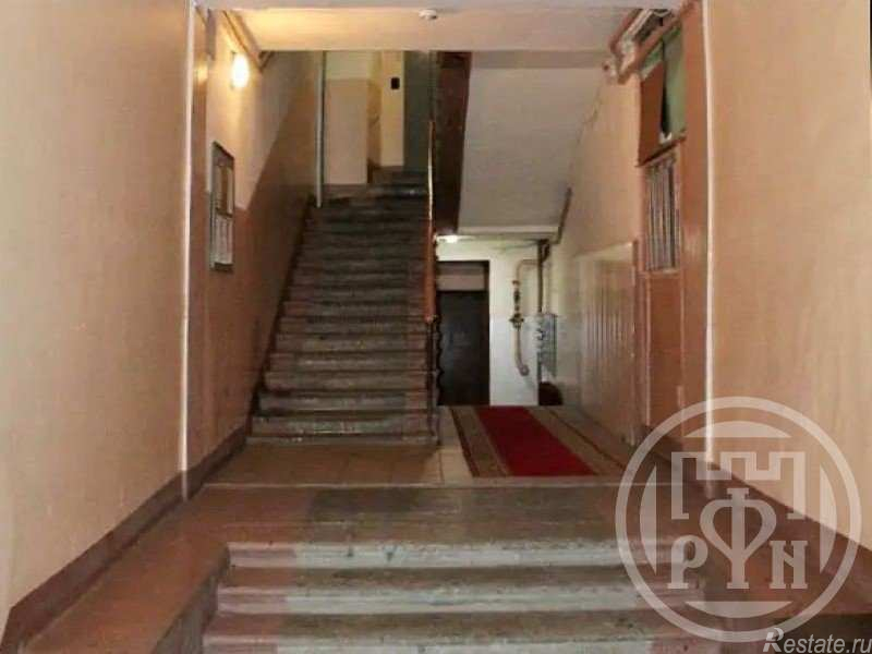 Продажа 2-комн квартиры на вторичном рынке Лиговский пр.,  д. 107