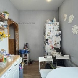 Продажа 2-комн квартиры на вторичном рынке Среднеохтинский пр-кт,  д. 2в/17