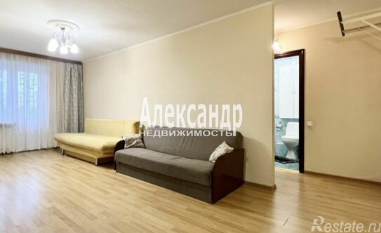 Продажа 2-комн квартиры на вторичном рынке аллея Котельникова,  д. 1