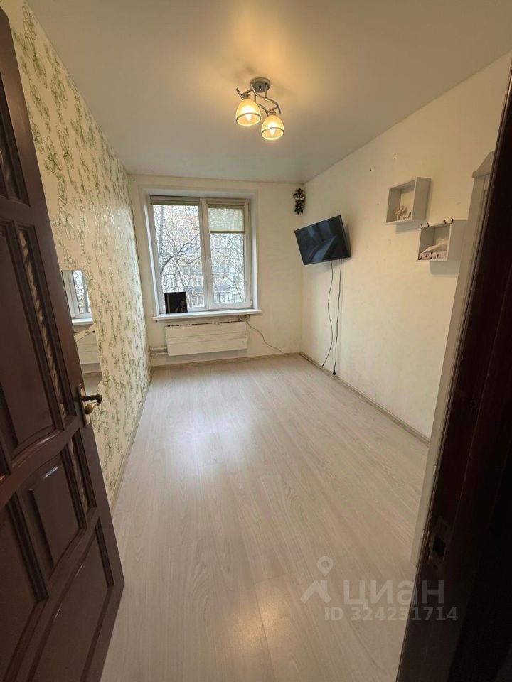 Аренда 3-комн квартиры на вторичном рынке Сормовская улица, 17К2