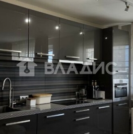 Продажа 3-комн квартиры на вторичном рынке улица Васильцовский Стан