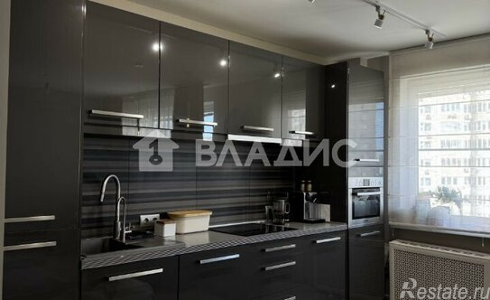 Продажа 3-комн квартиры на вторичном рынке улица Васильцовский Стан