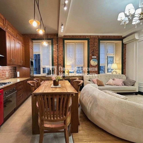 3-комн квартира ул Лахтинская, д 8 к А