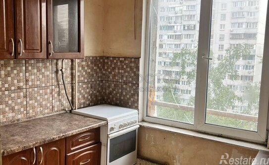 Продажа 3-комн квартиры на вторичном рынке улица Генерала Тюленева,  д. 31