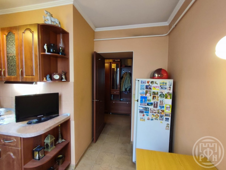 Продажа 3-комн квартиры на вторичном рынке Загребский бул. ,  д. 17,  к. 3