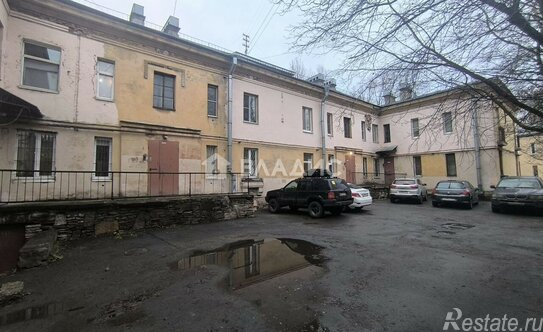 Продажа 2-комн квартиры на вторичном рынке улица Крупской,  д. 26