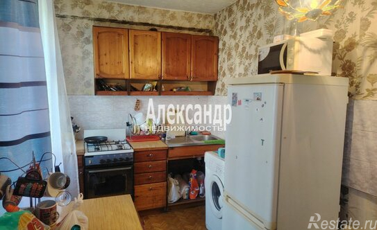 Продажа 2-комн квартиры на вторичном рынке Сертолово-1, ул Центральная,  д. 6,  к. 1