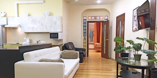 2-комн квартира ул Рылеева,  д. 23