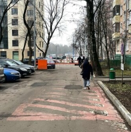 Продажа 1-комн квартиры на вторичном рынке Кронштадтский б-р,  д. 21
