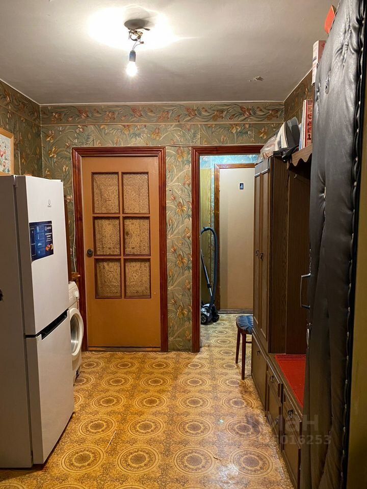 Продажа 3-комн квартиры на вторичном рынке Центральный мкр, улица Корнеева, 38
