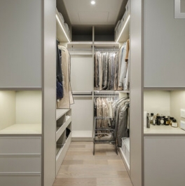 Продажа 3-комн квартиры на вторичном рынке улица Костикова,  д. 4 к2