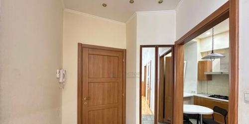 3-комн квартира Козихинский М. пер,  д. 10,  к. 2