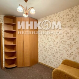 Продажа 2-комн квартиры на вторичном рынке ул Молостовых,  д. 11,  к. 6