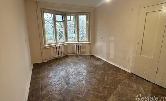 Продажа 2-комн квартиры на вторичном рынке улица Ленсовета