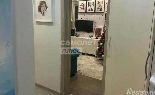 Продажа 1-комн квартиры на вторичном рынке Осенний бульвар