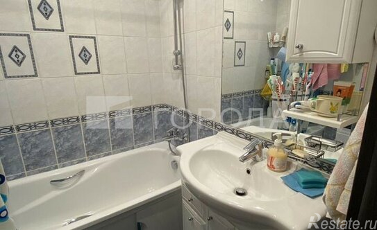 Продажа 2-комн квартиры на вторичном рынке Лукинская улица,  д. 9