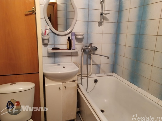 Продажа 1-комн квартиры на вторичном рынке Северный б-р,  д. 13