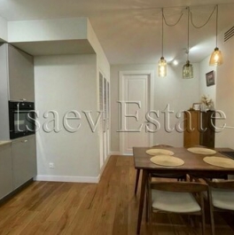 Продажа 3-комн квартиры на вторичном рынке улица Красная Сосна,  д. 3А