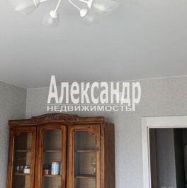 Продажа 2-комн квартиры на вторичном рынке Кооперативная улица,  д. 5 к2