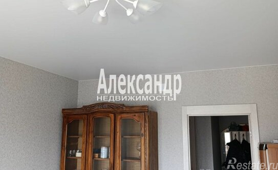 Продажа 2-комн квартиры на вторичном рынке Кооперативная улица,  д. 5 к2