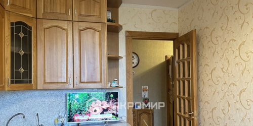 2-комн квартира Славы пр-кт,  д. 52,  к. 1