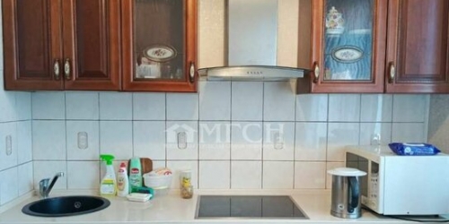 3-комн квартира ул Гарибальди,  д. 10,  к. 6