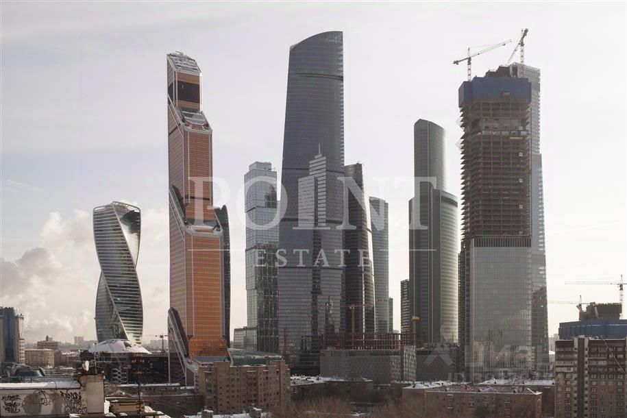 Продажа 4-комн квартиры на вторичном рынке 3-я Красногвардейская улица, 3
