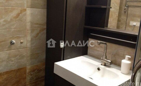 Продажа 2-комн квартиры на вторичном рынке Мурино г,  д. 3,  к. 3