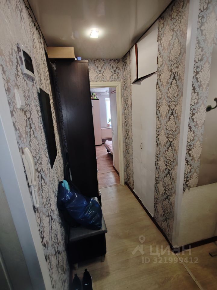 Продажа 2-комн квартиры на вторичном рынке Кашира, Южная улица, 12